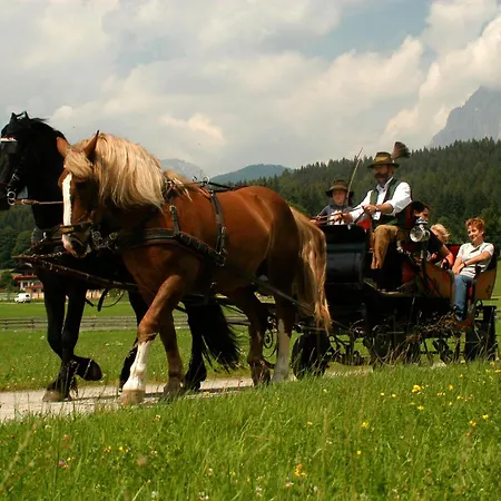 Apartment Haus Hermine Ramsau am Dachstein